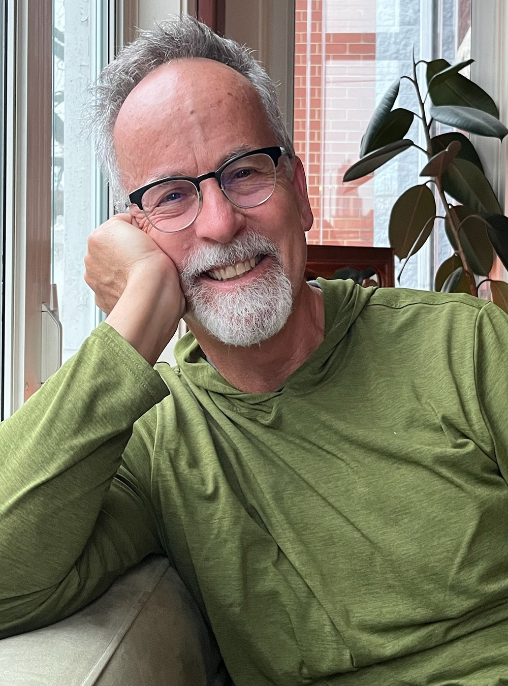 Dr. Peter Bergeron